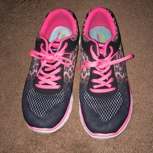 Skechers sneakers